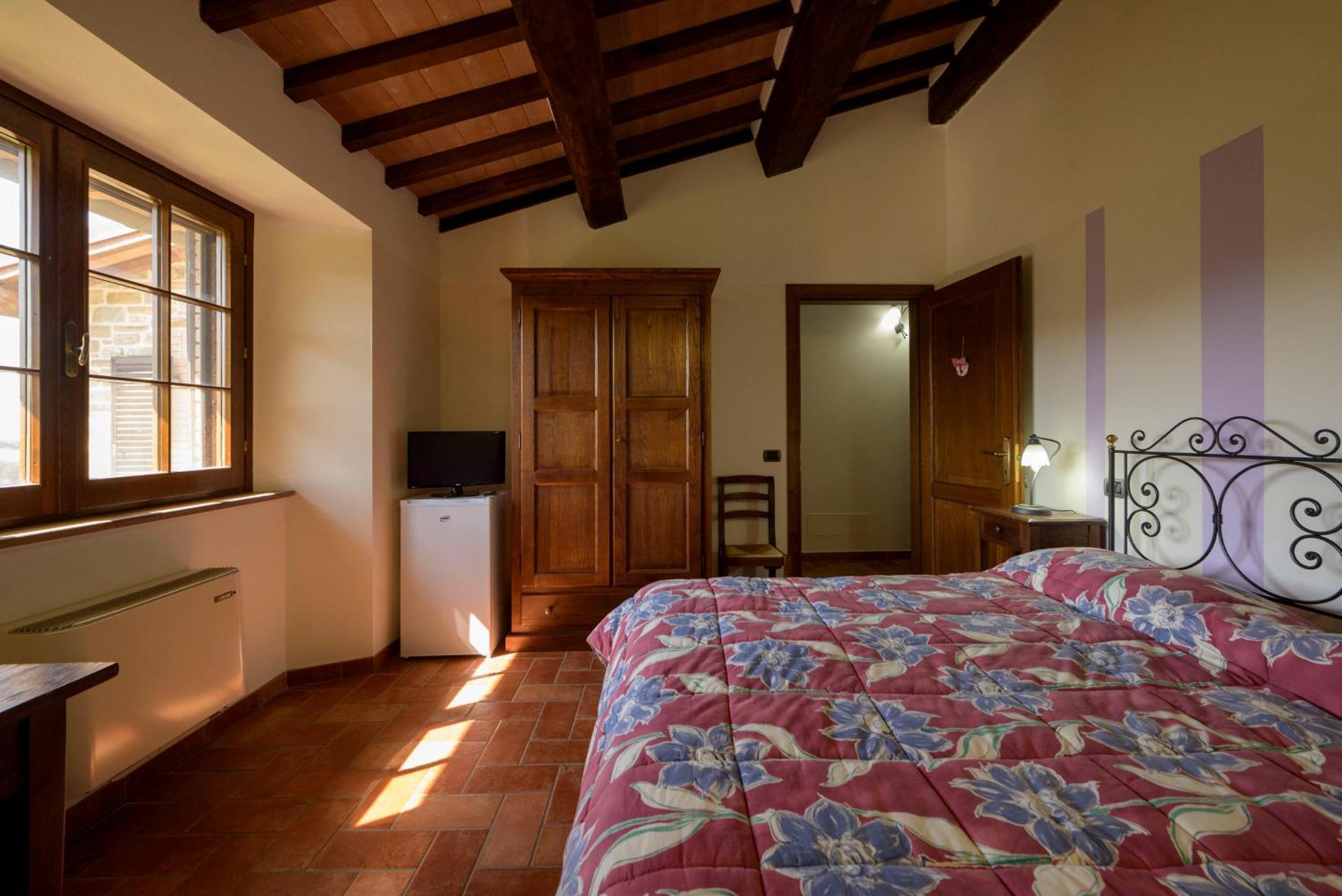 Farm stay Castel D'alfiolo-barcomonte *