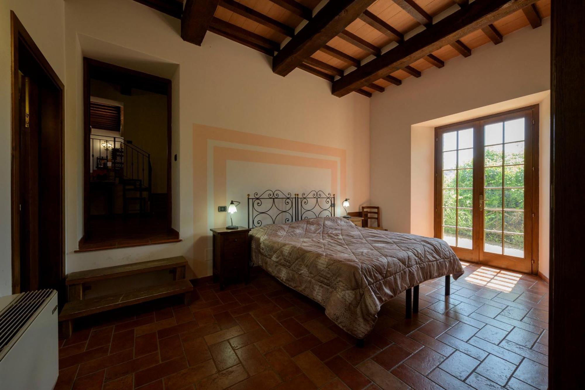 Castel D'alfiolo-barcomonte Farm stay Gubbio